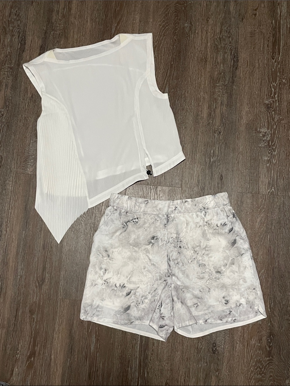 NWOT Lululemon  Cute Casual Set. Size 8